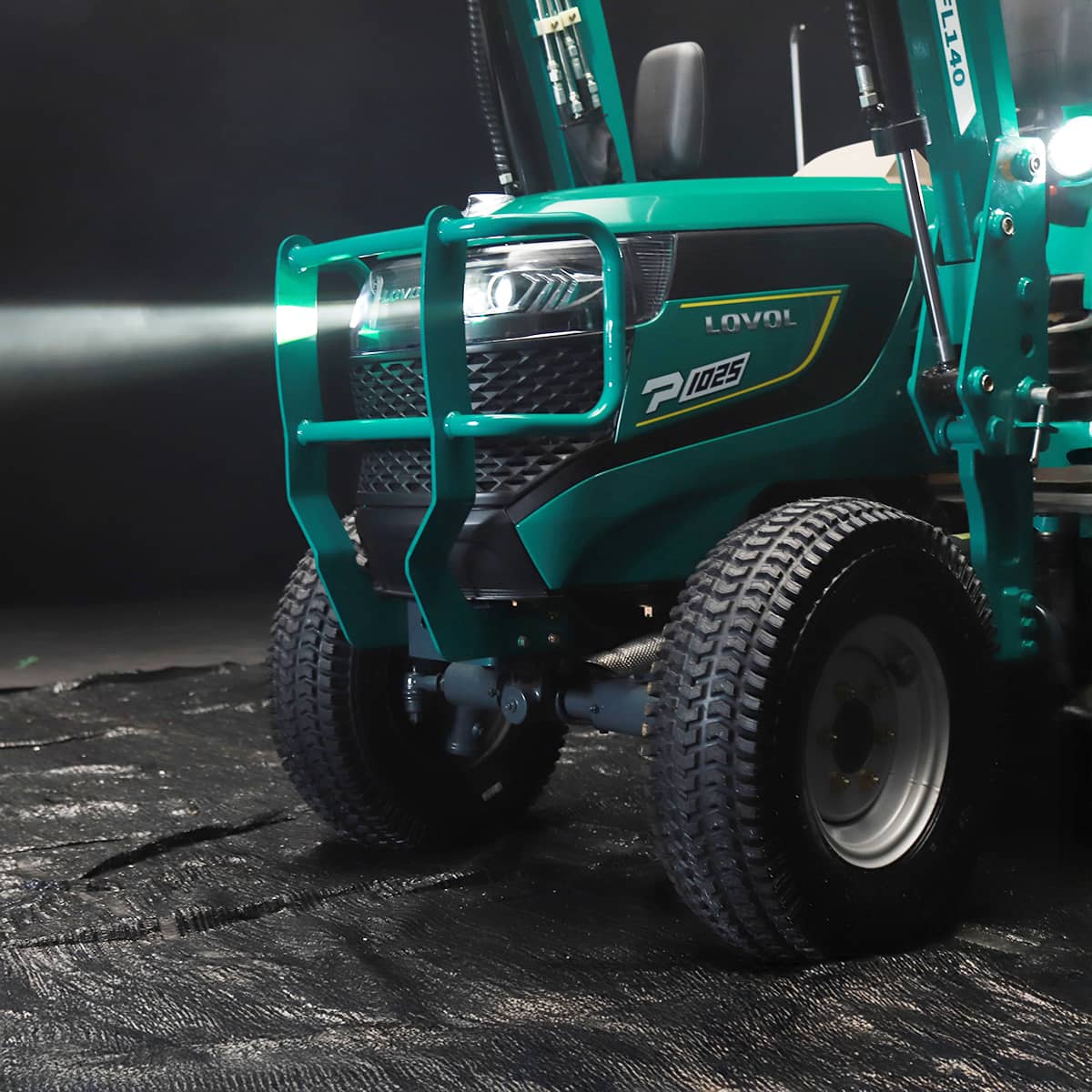 Kompakttraktor Lovol 25 hk med frontlæsser, uden førerhus