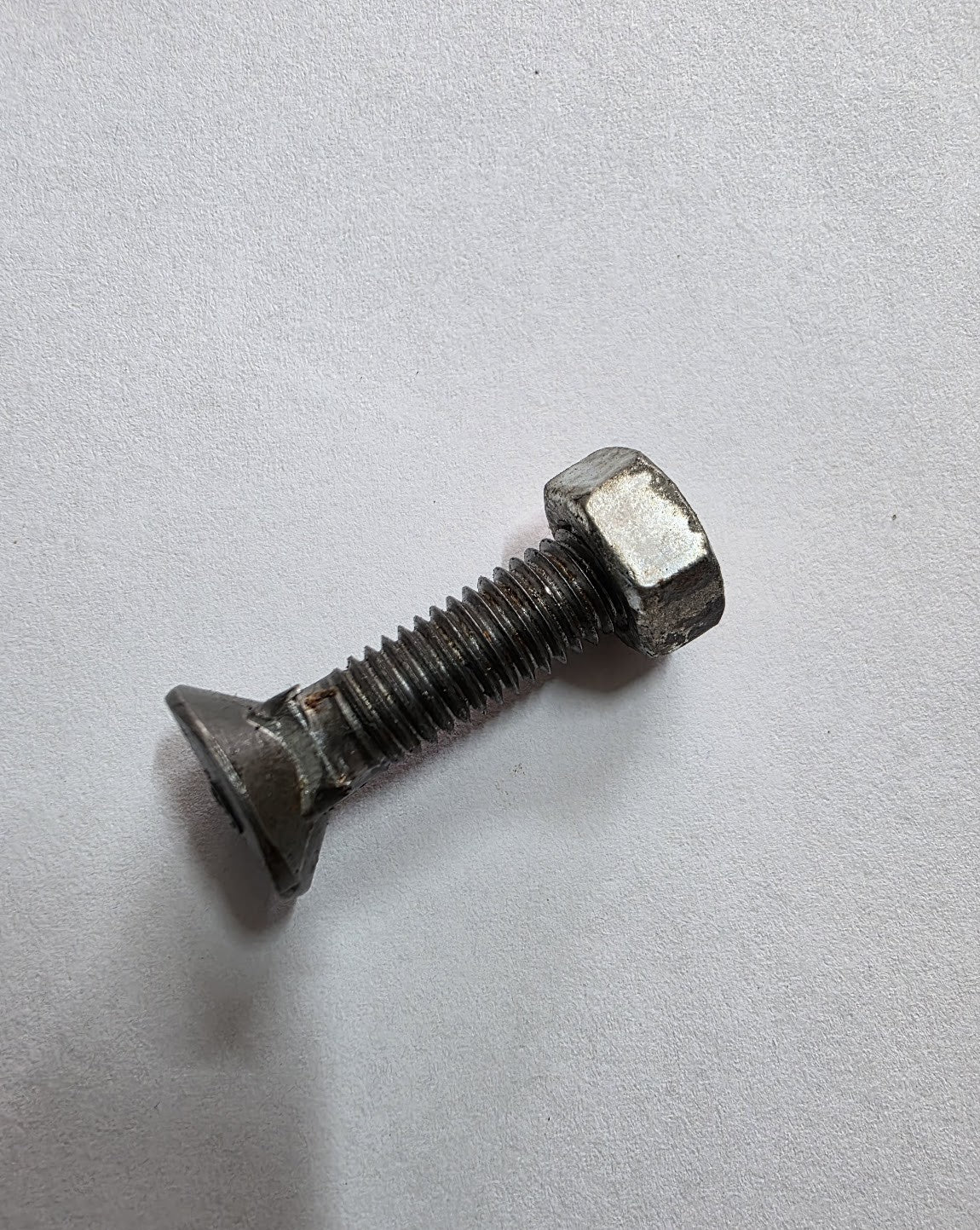 Radrenser bolt - M08x33mm